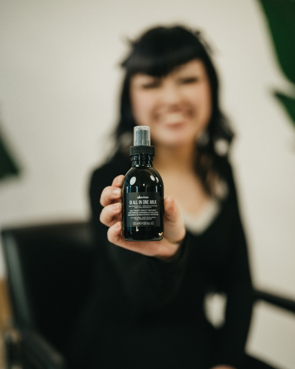 Davines OI All in One Milk | Anti-Frizz Softening Spray | Thumpers