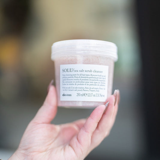 SOLU Sea Salt Scrub Cleanser